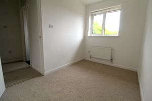 Bedroom- click for photo gallery